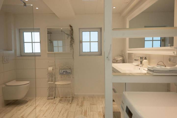 Ferienwohnung für 2 Personen, mit Terrasse und Garten in Friederikensiel - 3
