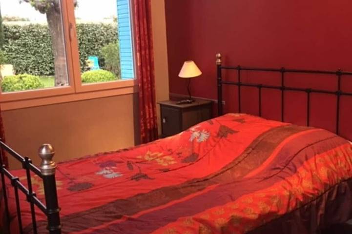 Appartement entier, Gite Les Oliviers 6/8 Personnes in Carpentras, Parc naturel régional du Mont-Ventoux