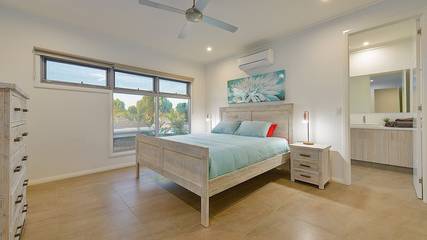 Holiday Home for 9 People in Exmouth, Western Australia, Photo 2