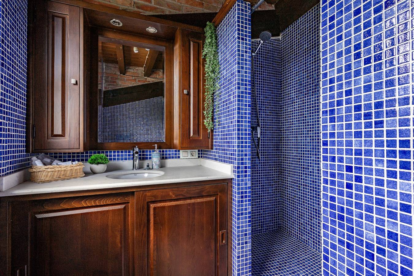 Landhuis 'La Campanona' met uitzicht op de bergen, privéterras en Wifi, foto 11