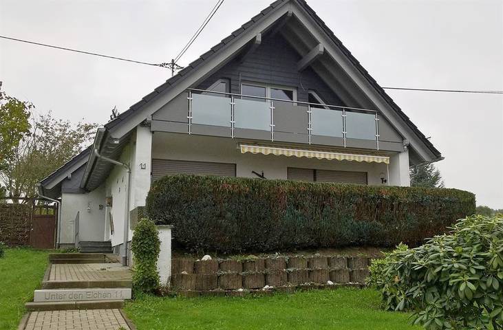 Ferienwohnung für 3 Personen, mit Balkon und Garten