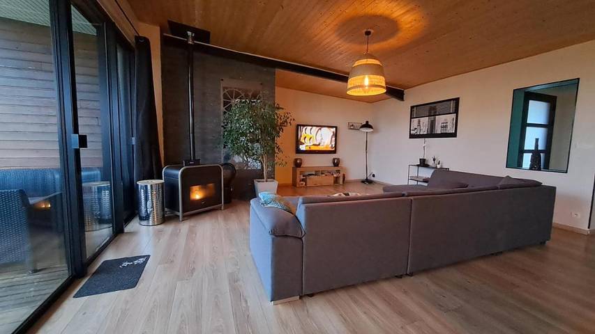 Location de vacances pour 12 personnes, avec vue et jardin, animaux acceptés à Plouénan - 3