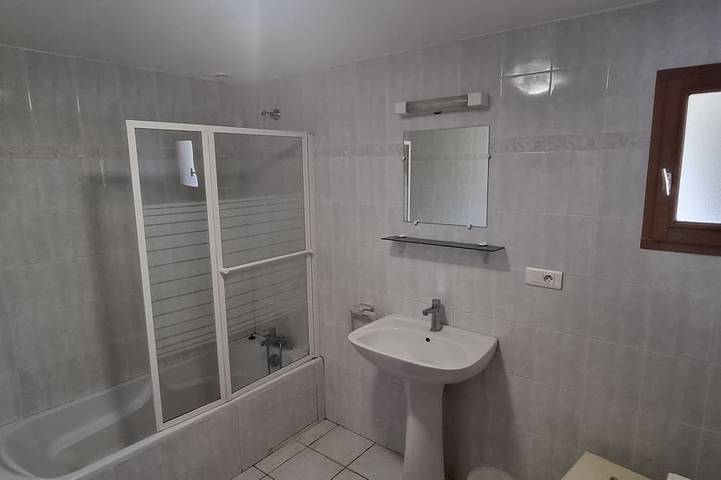 House 2 bedrooms 5 persons 1 bathroom 65 m2 35 km Aix Les Bains in Chavornay, Belley