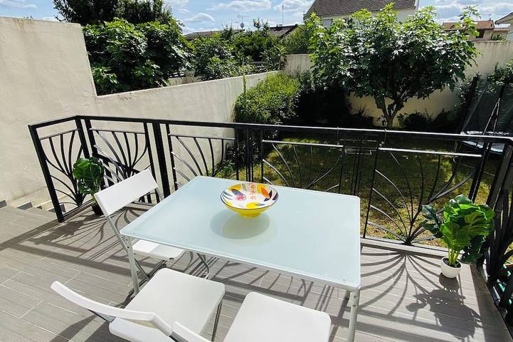 Maison de vacances pour 12 personnes à Drancy