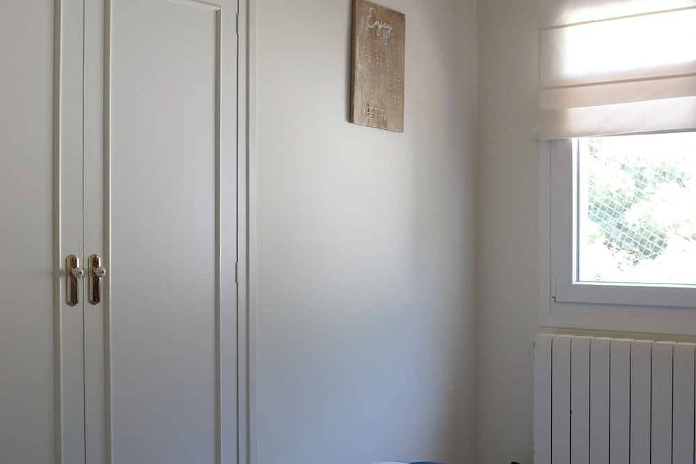 Large & cozy villa with private pool in Canet de Mar on the Mediterranean Sea in Canet de Mar, Costa del Maresme