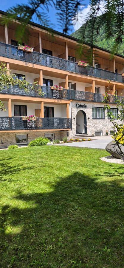 B&B für 2 Personen, mit Balkon und Terrasse sowie Garten und Ausblick in Bad Hofgastein