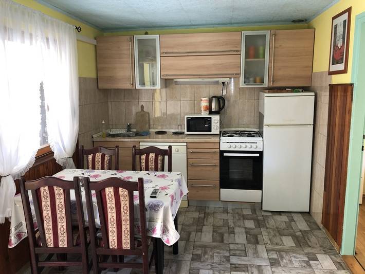 Hütte für 4 Personen, mit Balkon in Kroatien