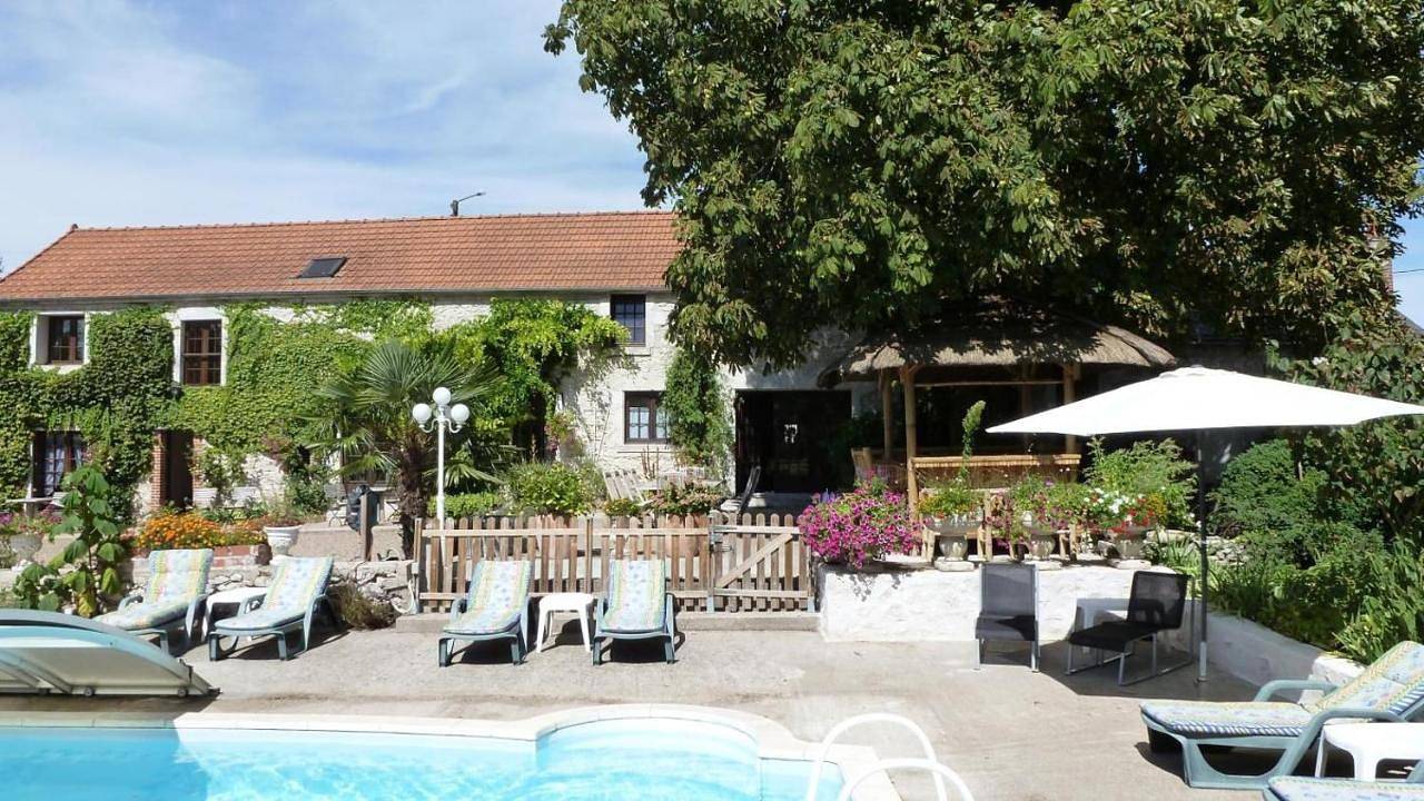Double Room in Tavers, Vallée de la Loire