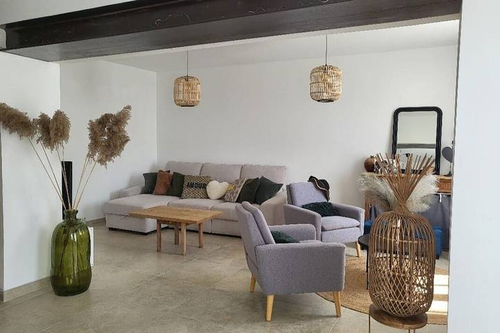 Villa pour 4 personnes, avec terrasse ainsi que jacuzzi et jardin à Orange - 2