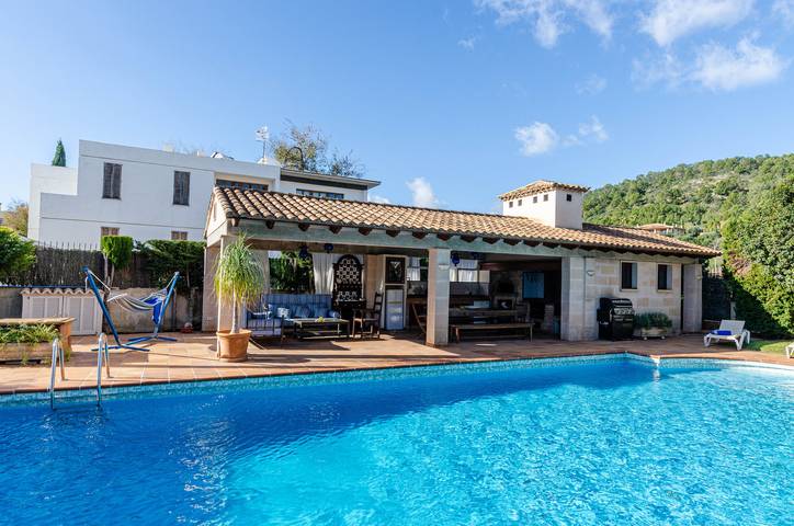 Chalet para 10 personas, con terraza y jardín - 1