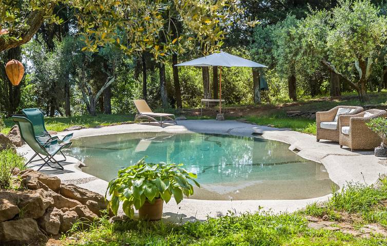 Ferienhaus für 6 Personen, mit Pool und Garten sowie Terrasse