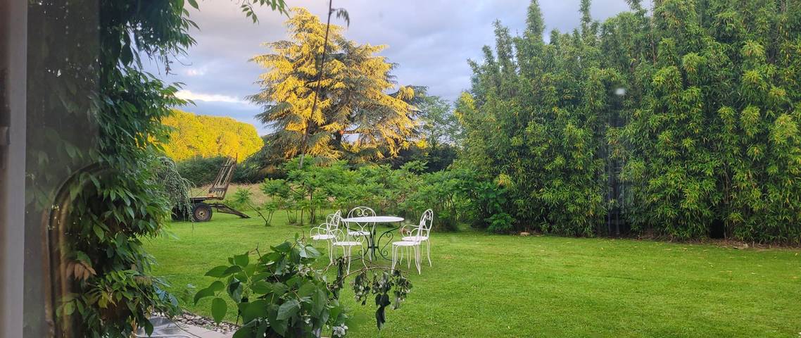 Gîte pour 6 personnes, avec Balcon ainsi que Terrasse et Jardin