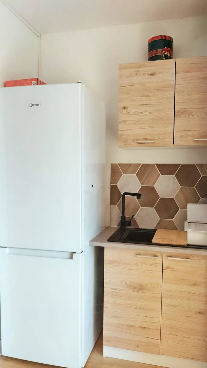 Entire studio, Renovated studio with terraces and parking in Sanary-sur-Mer, Mediterranean Coast (France)