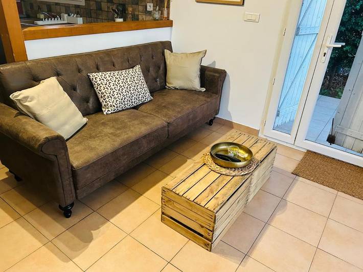 Location de vacances pour 2 personnes, avec vue et jardin, animaux acceptés à Fuveau - 2