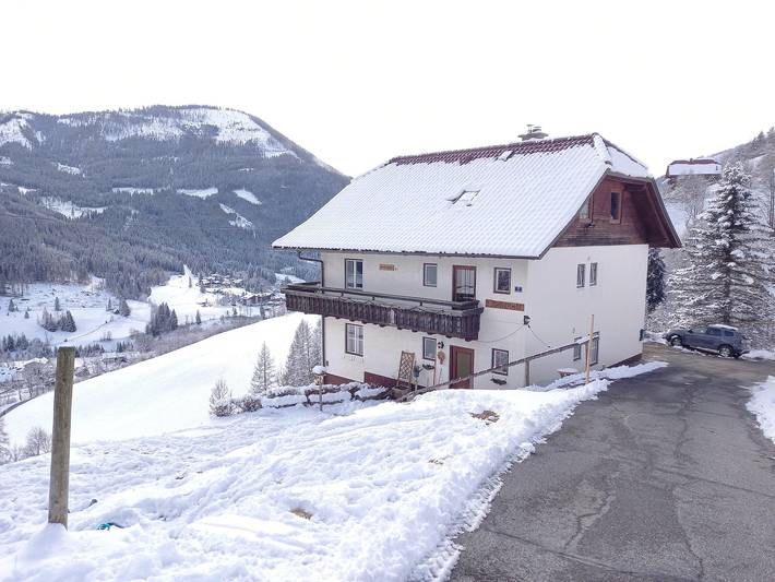 Bauernhof für 5 Personen, mit Balkon und Garten sowie Ausblick in Nockberge