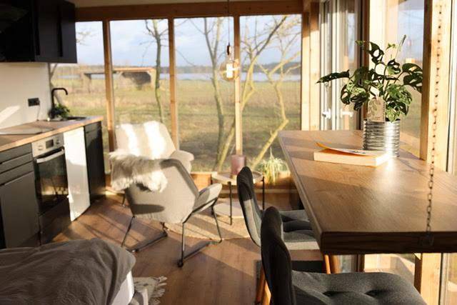 Chalet für 2 Personen, mit Balkon und Terrasse sowie Garten und Ausblick in Prignitz - 4