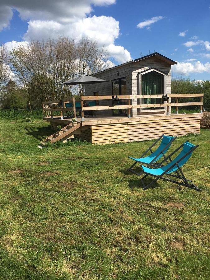 Maison de vacances pour 4 personnes, avec Terrasse ainsi que Jardin et Vue à Bazouges-la-Pérouse