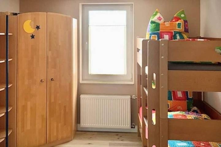 Ganze Wohnung, Ferienwohnung Tina - Appartement/Fewo, Dusche, Wc, 3 Schlafräume in Dahn, Landkreis Südwestpfalz