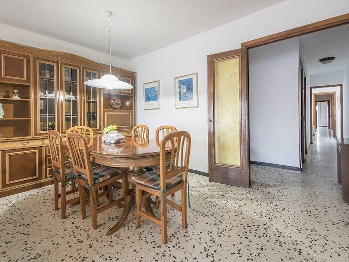 Ganze Ferienwohnung, Ferienwohnung für 6 Personen mit Balkon in Calafell, Costa Dorada