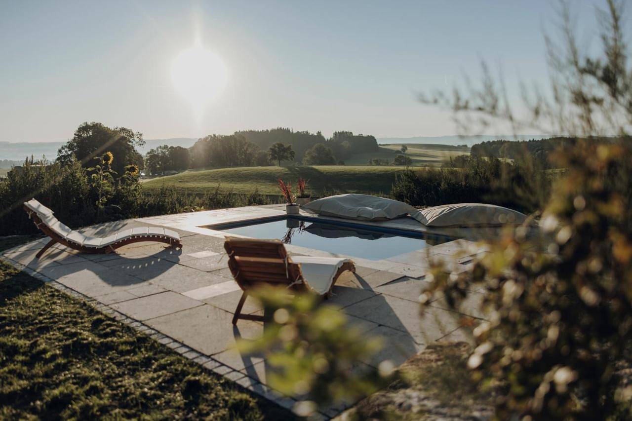 Ganze Wohnung, Sona Suites Allgäu - Sauna, Whirlpool & Alpenblick in Wiggensbach, Bayerisch Schwaben