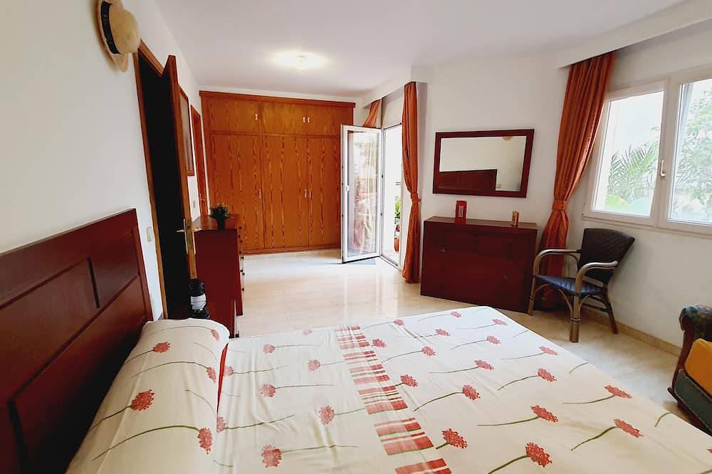 Mama Conchi Bnb Casa per gruppi di 5 Persone con terrazza condivisa, giardino privato e Wi-Fi in Can Pastilla, Palma di Maiorca