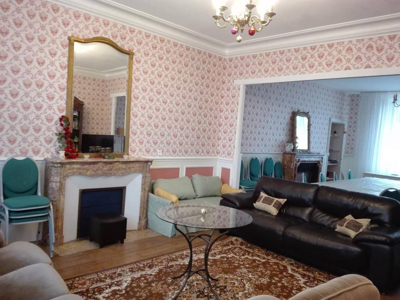 Charming 19th Century Manor, Pool, Spacious Garden, Ideal for Families, Gipcy in Gipcy, Allier