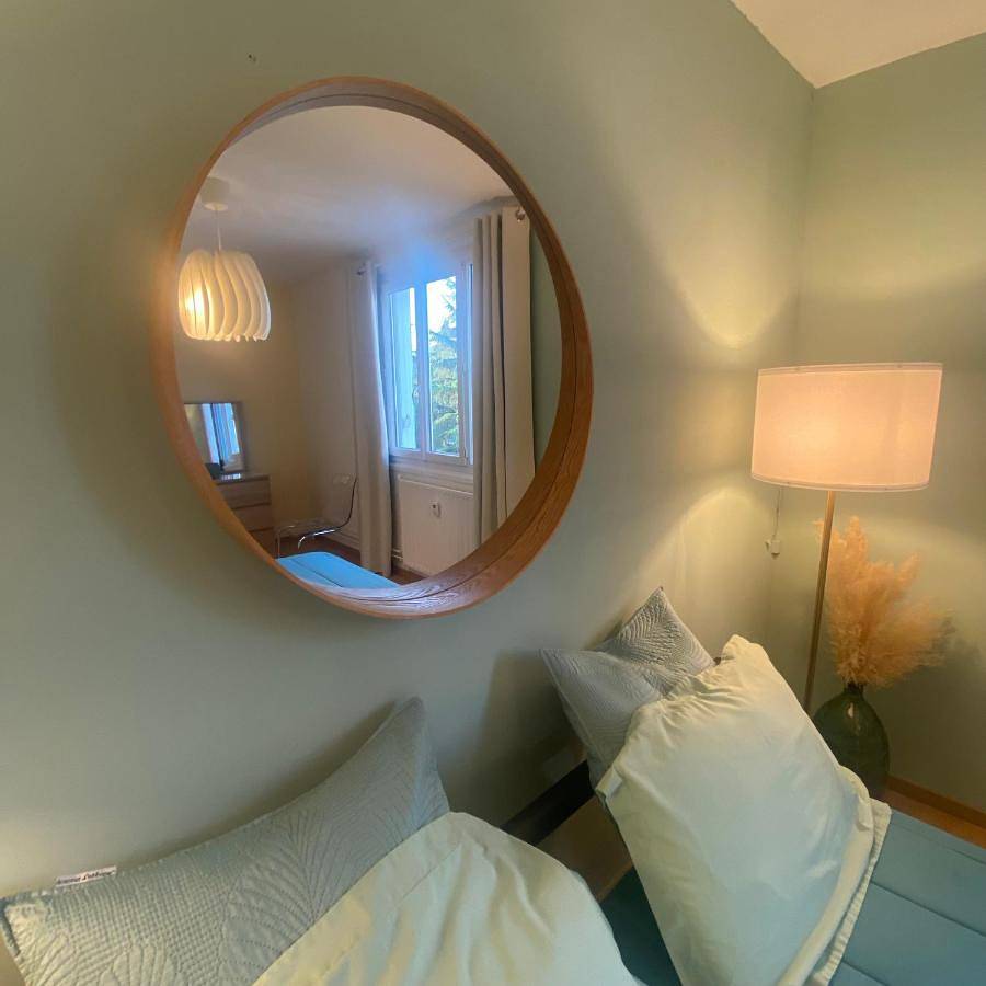 Appartement de vacances entier, Superbe Chambre avec vue et salle d eau privative dans duplex de 140m2 - proche Chu Clermont in Beaumont (Puy-de-Dôme), Parc naturel régional des Volcans d'Auvergne