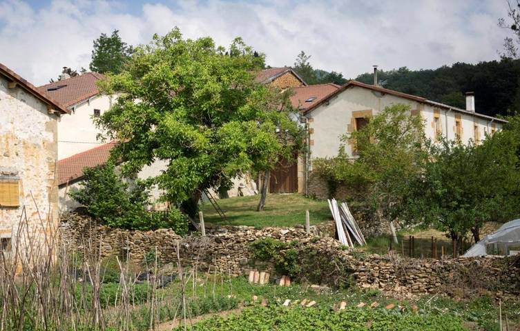 Hotel para 2 personas, con terraza y jardín en Merindad de Sotoscueva - 3