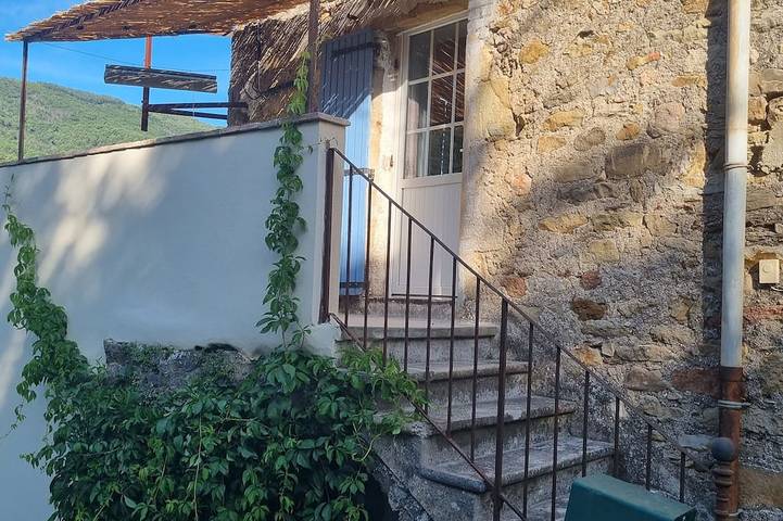 Gîte pour 2 personnes à Saint-Florent-sur-Auzonnet