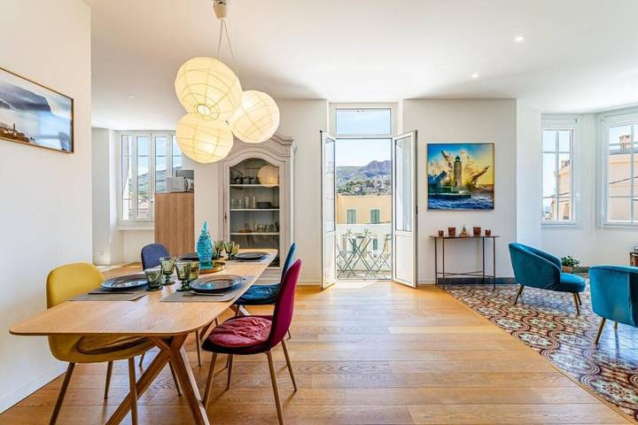 Gîte pour 5 personnes, avec vue et terrasse dans Port De Cassis - 3