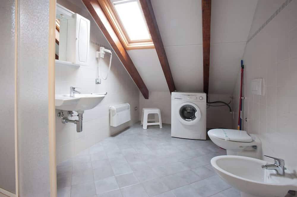 Appartamento intero, Mansarda Ai Monti\nnel cuore del paese, a due passi dalla natura in Santa Maria Maggiore (Città), Comune di Santa Maria Maggiore