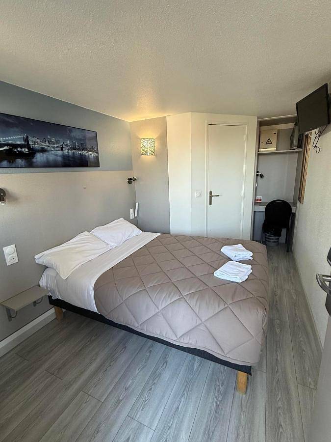 Hôtel pour 3 personnes, avec jardin ainsi que vue et terrasse