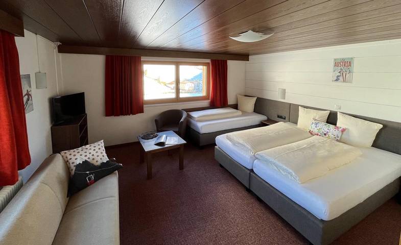 Dreibettzimmer mit Dusche und Wc in Galtür, Verwall