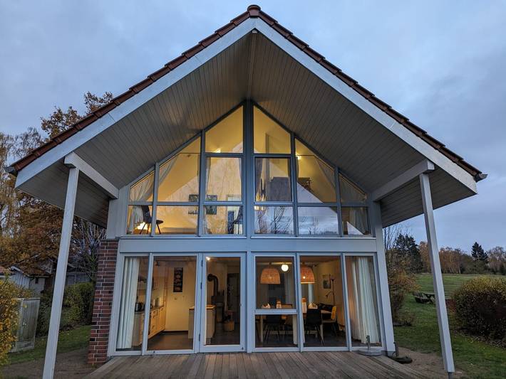 Ferienhaus für 9 Personen, mit Whirlpool und Garten sowie Sauna, kinderfreundlich - 1