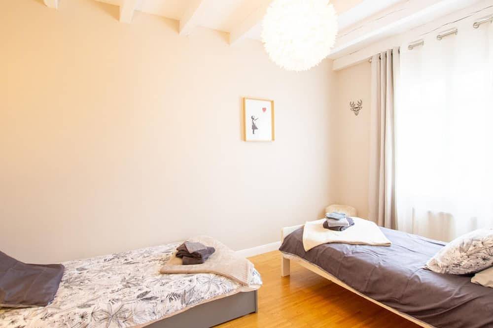Casa familiar con piscina privada, cerca de Périgueux in Chancelade, Périgord Blanc