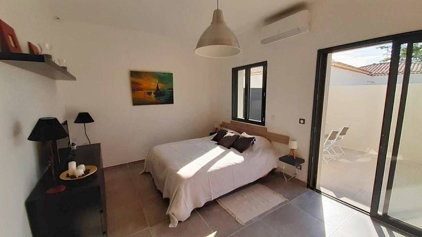 Location de vacances pour 12 personnes, avec jardin ainsi que piscine et vue à Éguilles - 3