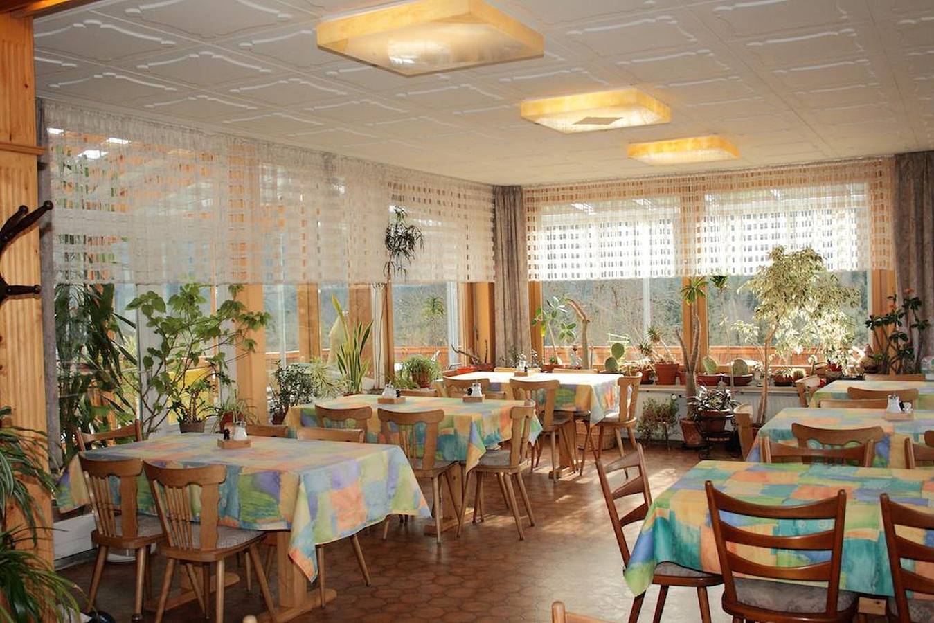 Schwarzwaldhotel - Gasthof Hirsch - Doppelzimmer mit Balkon, Dusche und Wc in Bad Wildbad, Nordschwarzwald