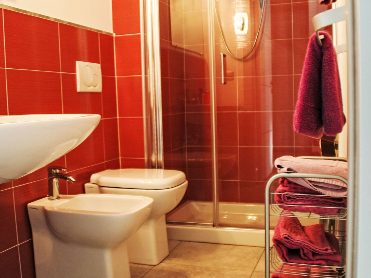 Ganze Wohnung, Halterung mit Wallbox in Ferrara, Ferrara Provinz
