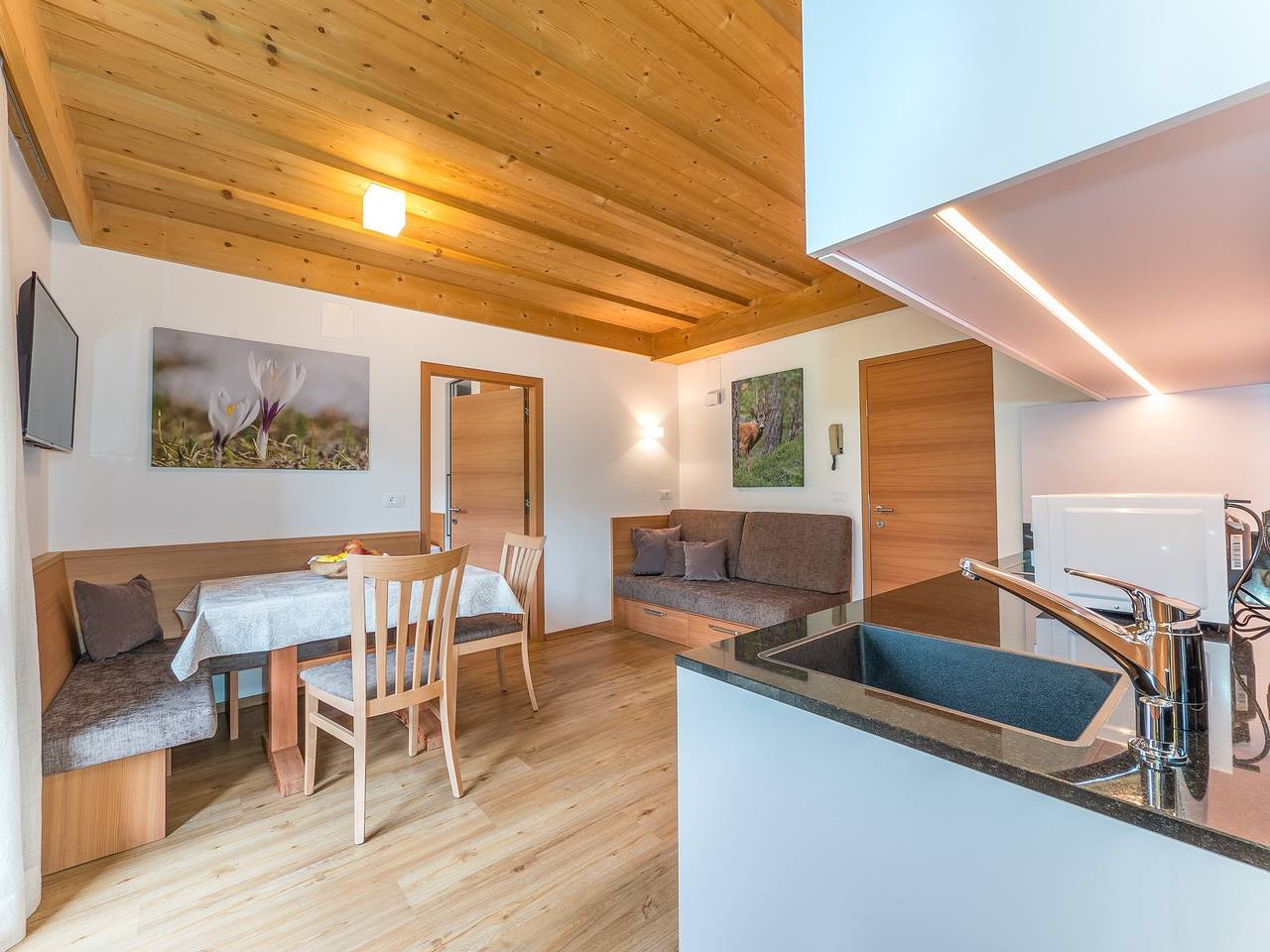 Ganze Wohnung, Apartment Residence Astoria 3 mit Bergblick, Gemeinschaftsgarten und Wlan in St. Ulrich in Gröden, Dolomiti Superski