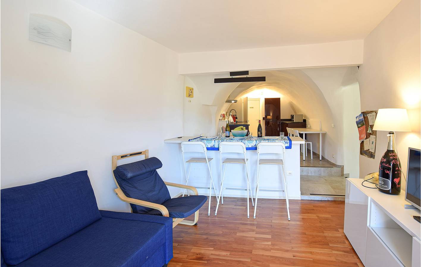 Ganze Ferienwohnung, Bergblick-Apartment mit WiFi, Garten & TV in Stenico, Brentagruppe