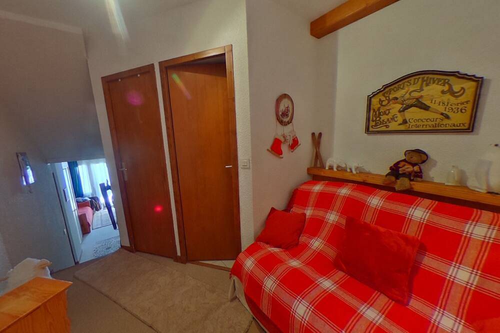 Apartamento entero, Estudio a pie de pistas, orientación sur, en pleno centro de La Tania in La Tania, La Perrière