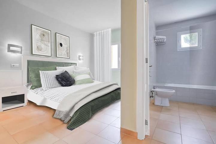 Ganze Wohnung, Zwei-Schlafzimmer-Wohnung in Cala Anguila, Manacor