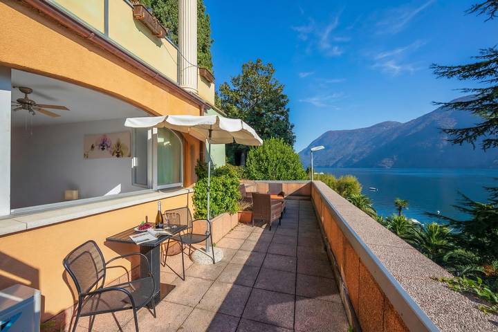 Vacation rental for 2 people, with Terrace and Lake view in Lugano