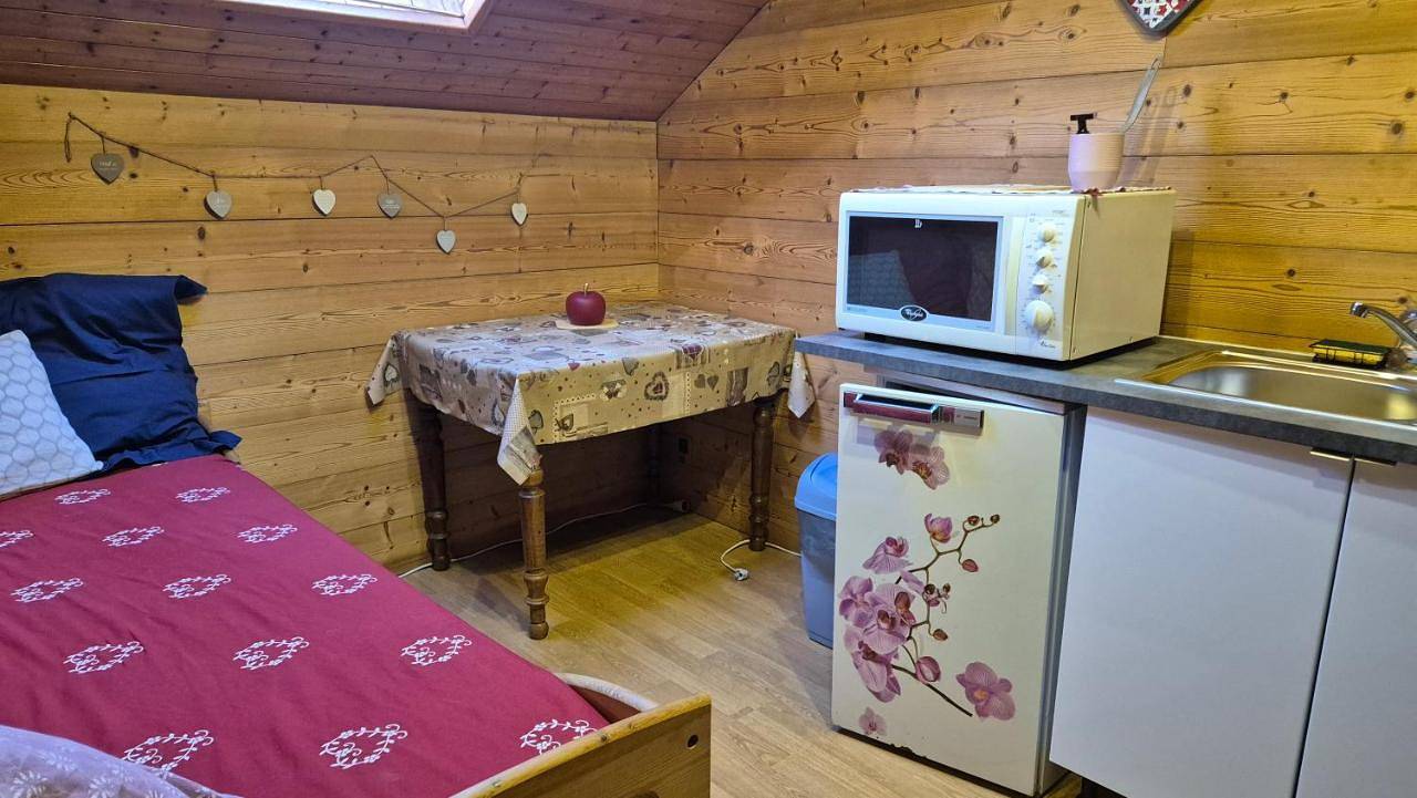 Double Room with Garden View in Verrens-Arvey, Région d'Albertville