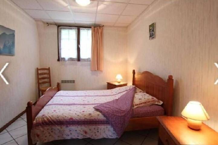 Gîte pour 6 personnes, avec jardin à Aramits - 4