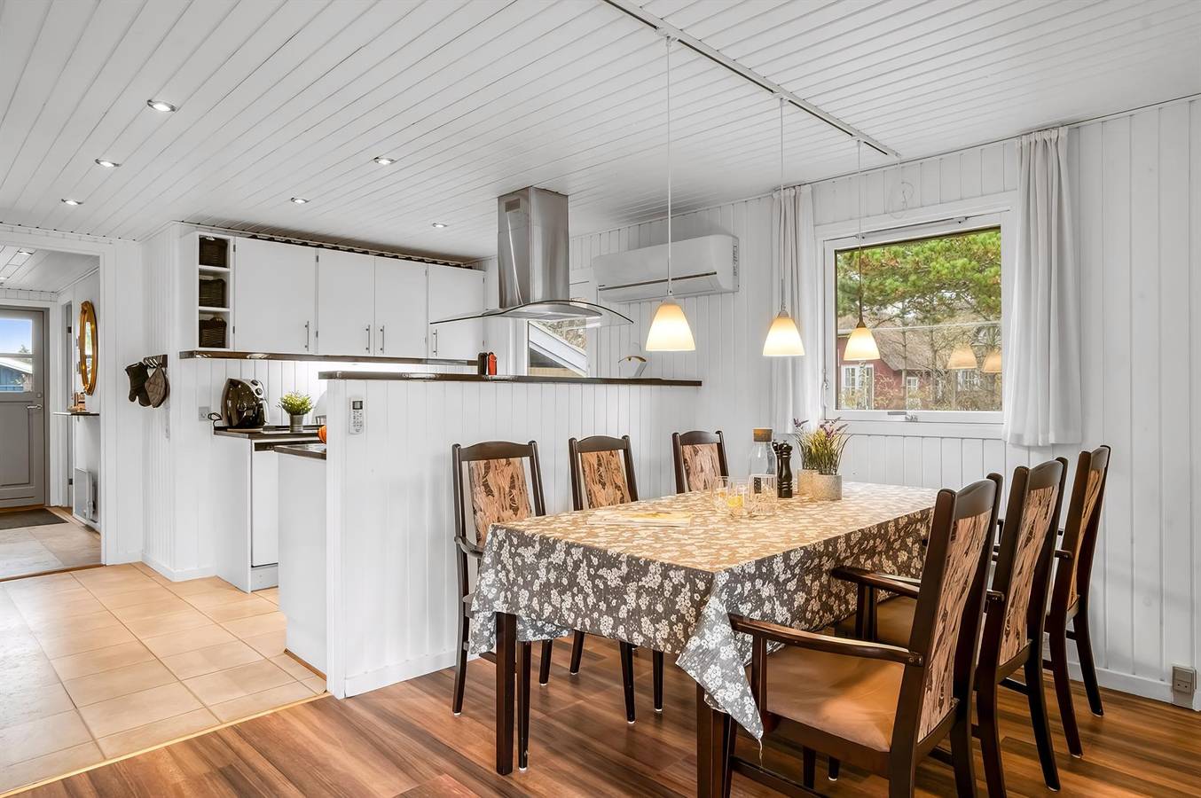 Nice home in Blokhus w/ Sauna, Wifi and 3 Bedrooms in Rødhus, Jammerbugt