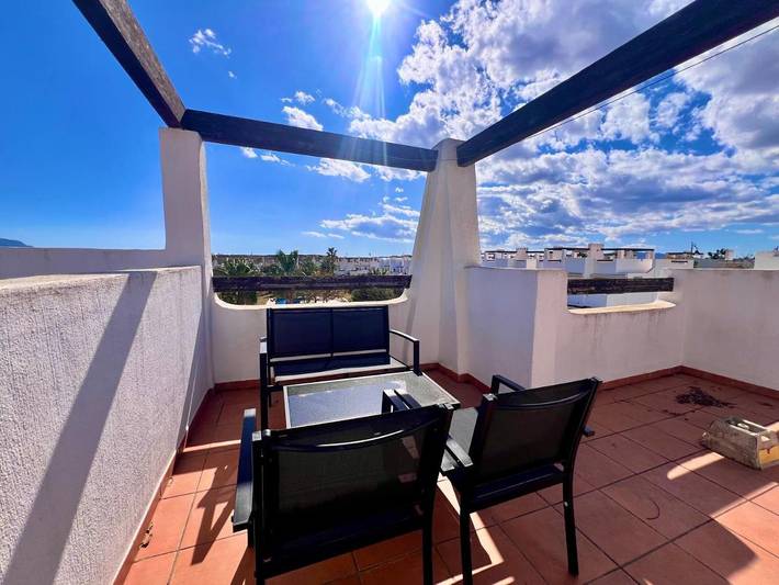 Ferienwohnung für 4 Personen, mit Terrasse und Ausblick sowie Pool - 1