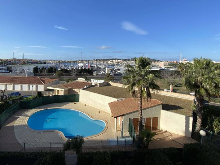 Gîte pour 4 personnes, avec Balcon et Piscine dans Plage de la Grande Conque