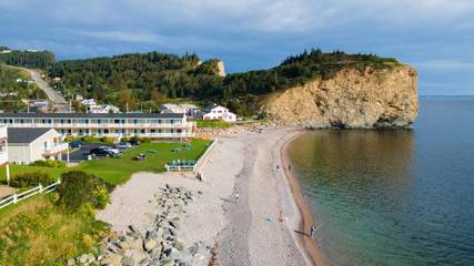 Hôtel pour 3 personnes, avec terrasse dans Percé