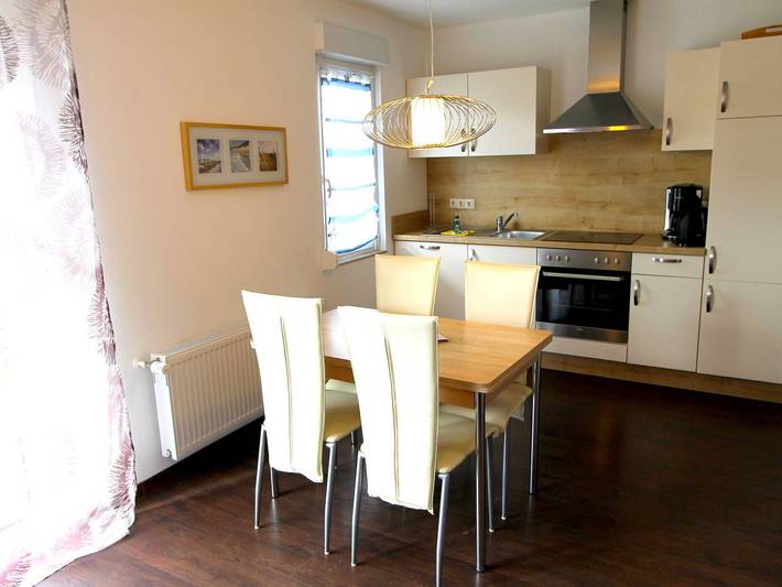 Ferienwohnung für 4 Personen, mit Terrasse und Garten sowie Seeblick in Neubukow-Salzhaff - 3